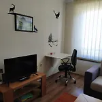 Apartment Pine Tree D34