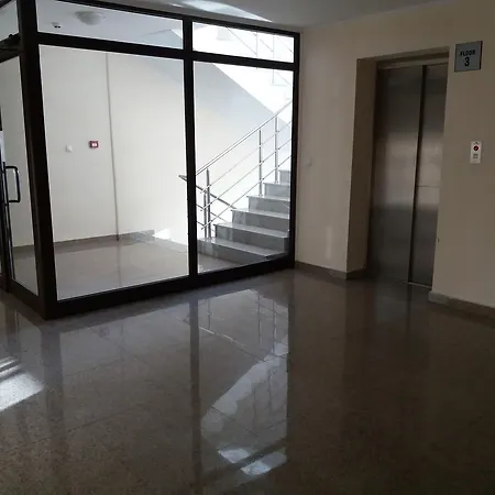 Pine Tree D34 Apartamento *