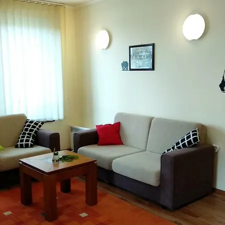 Pine Tree D34 Апартамент