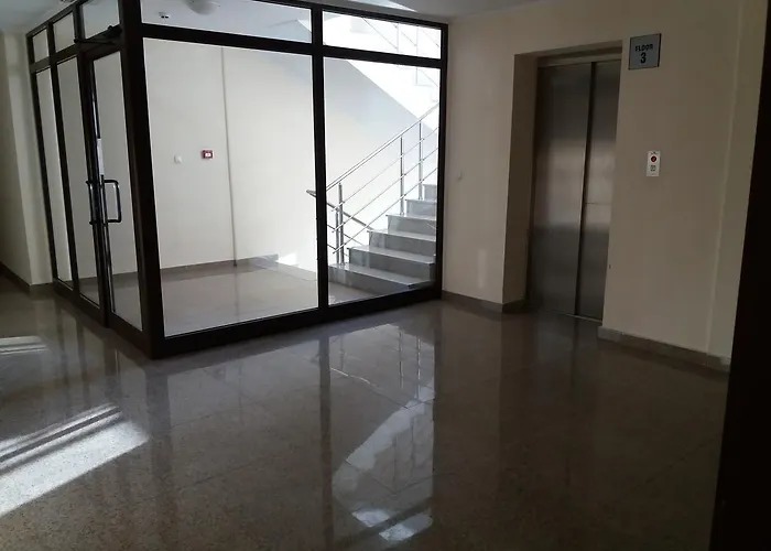 Pine Tree D34 Apartment *