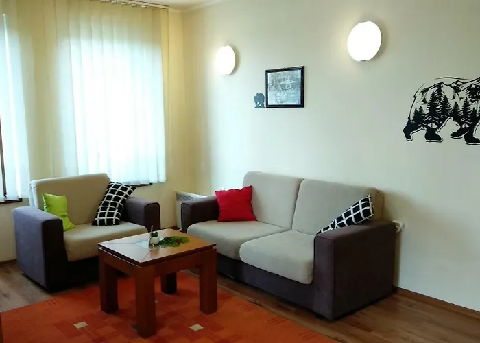 Pine Tree D34 Apartment