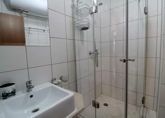 Pine Tree D34 アパート *